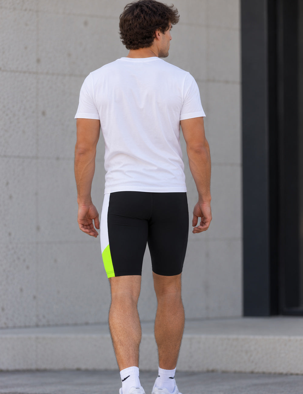 Heren loopbroek kort zwarte neon